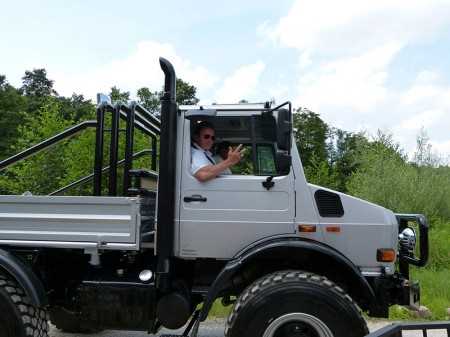 arnold_schwarzenegger_Unimog-1