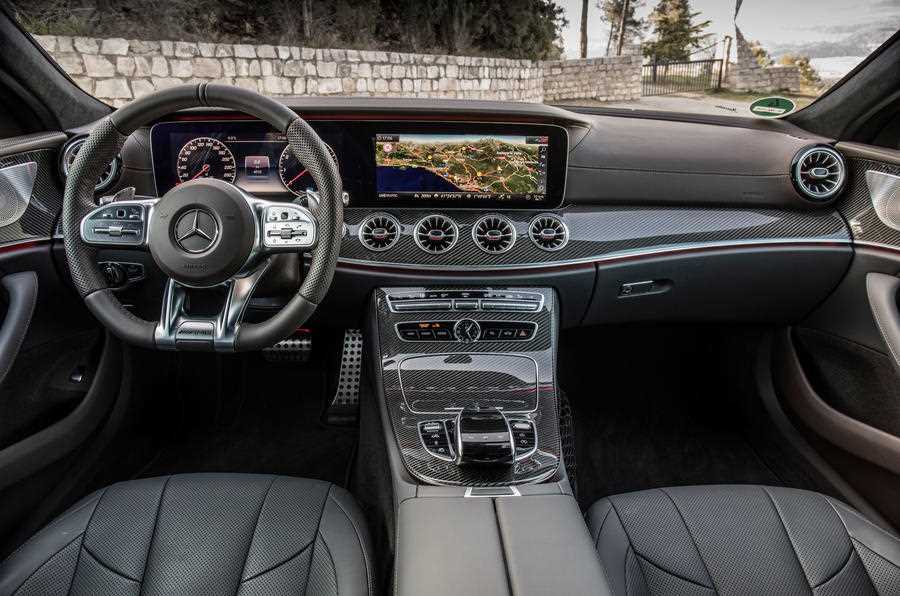Der neue Mercedes-Benz CLS & Mercedes-AMG CLS 53 4MATIC+ | Barcelona 2018 // El nuevo Mercedes-Benz CLS & Mercedes-AMG CLS 53 4MATIC+ | Barcelona 2018, Mercedes-AMG CLS 53 4MATIC+, graphitgrau Leder Nappa AMG bengalrot/schwarz, (Kraftstoffverbrauch kombini