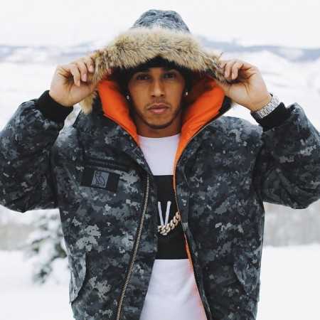 lewis-hamilton-planeando-iniciar-una-carrera-música-puede-equiparse-con-el-tripulador-90931_1