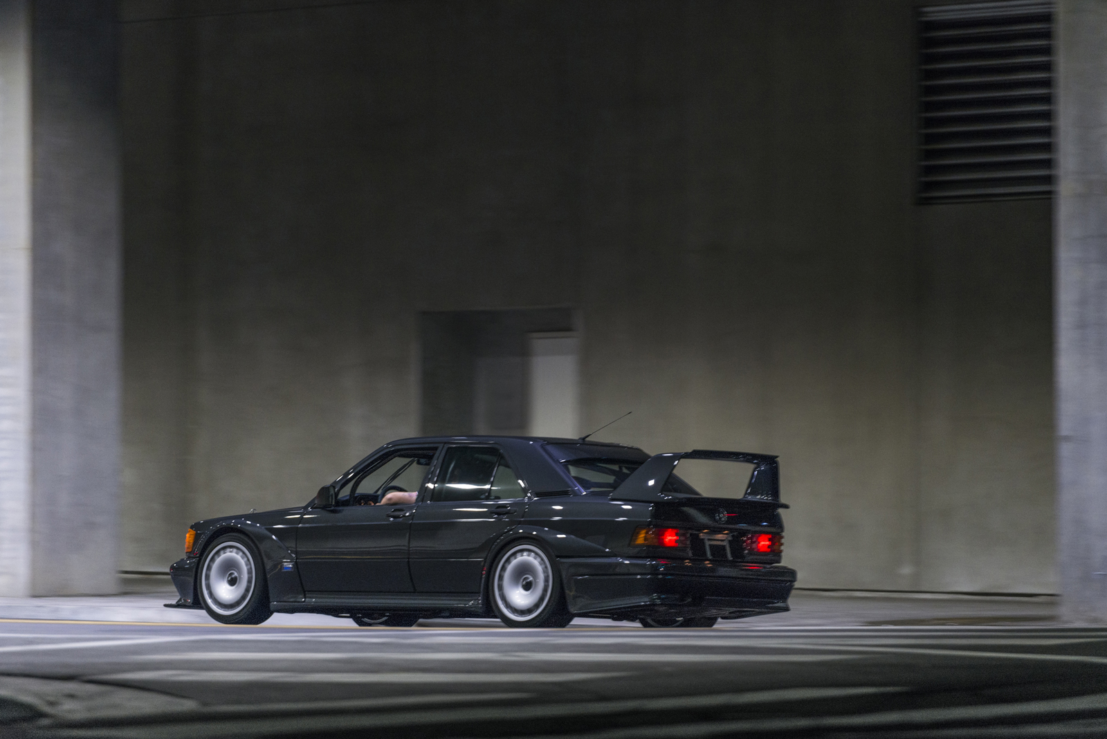 mercedes-190-e (8)