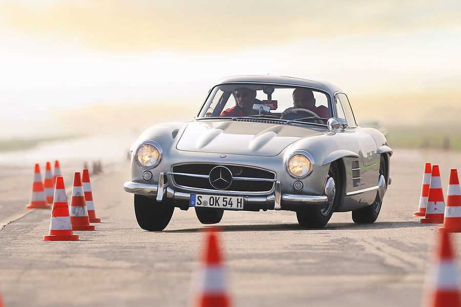 mercedes-300-sl-gullwing-test-7