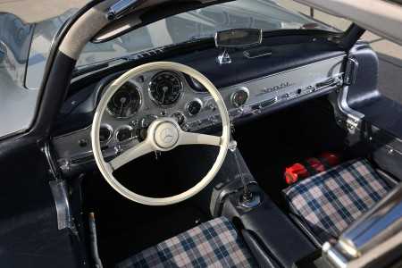mercedes-300-sl-gullwing-test-9
