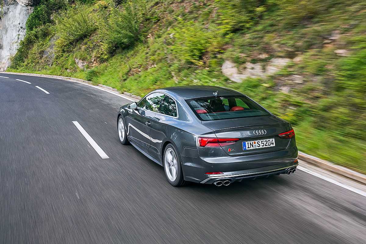 mercedes-amg-c-43 (33)