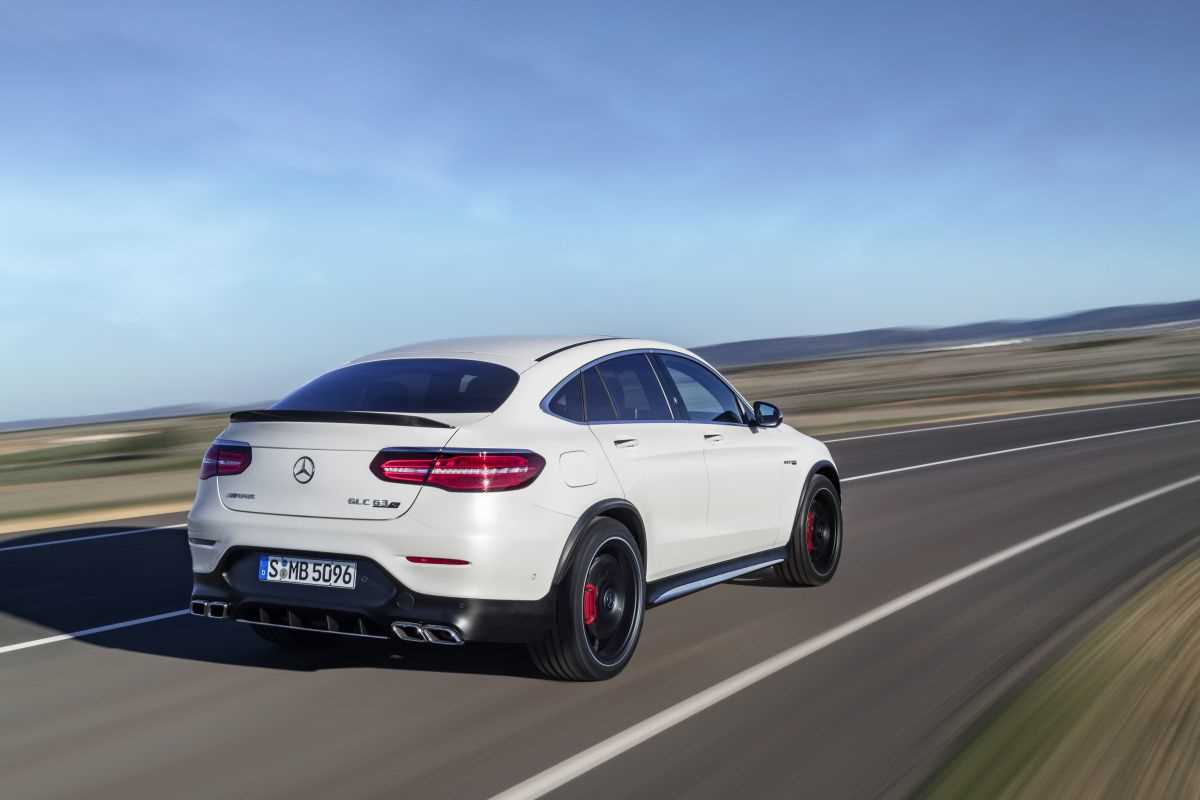mercedes-amg-glc-63 (6)