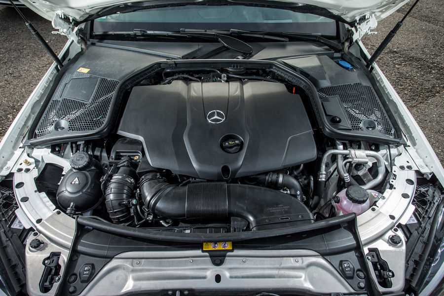 mercedes-c220d-versus-c250d (11)