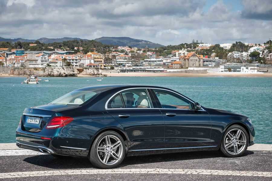 mercedes-e-class (11)