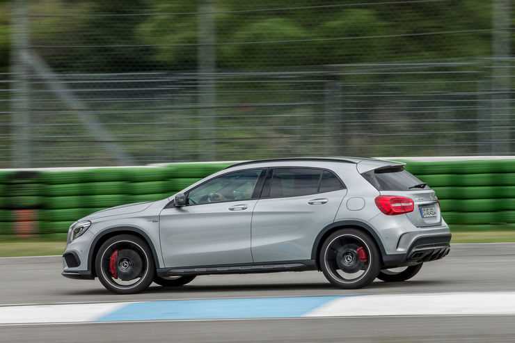 mercedes-gla-45-audi-rsq3 (22)