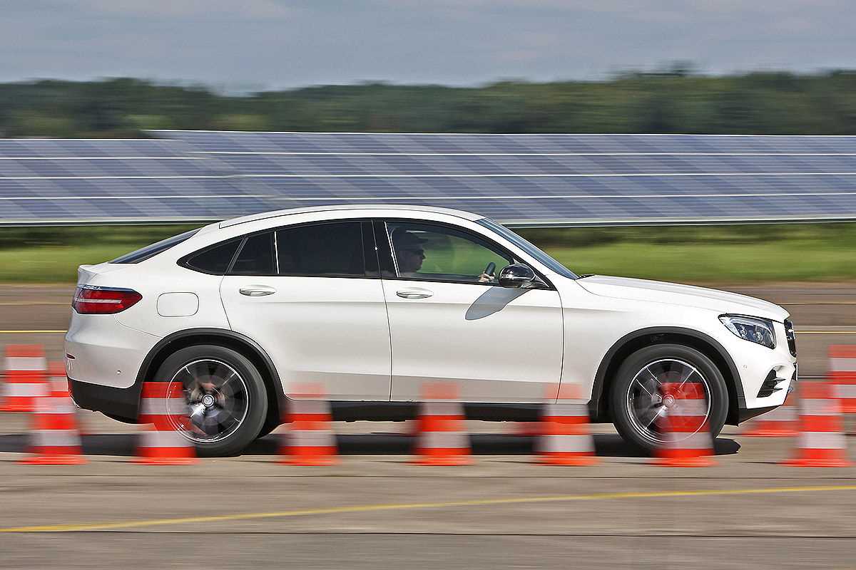 mercedes-glc-coupe-vs-x4 (4)
