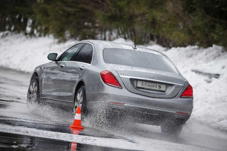 mercedes-maybach-s600-guard (3)