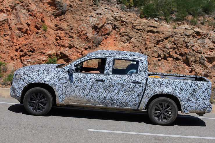 mercedes-pickup-3
