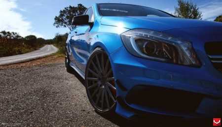 Un 45 AMG Vossen
