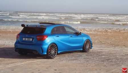 Un 45 AMG Vossen